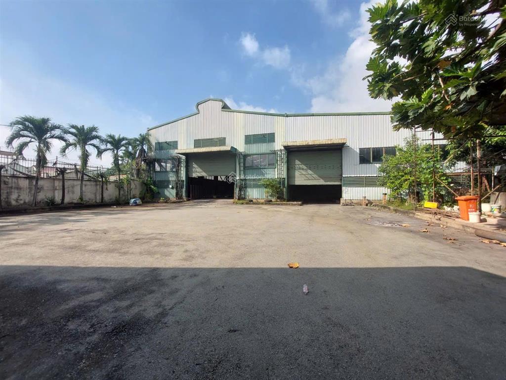 Gấp gấp kho quốc lộ 1a linh trung dt 3400m2 giá chỉ 20tr/m2,  chủ ngay