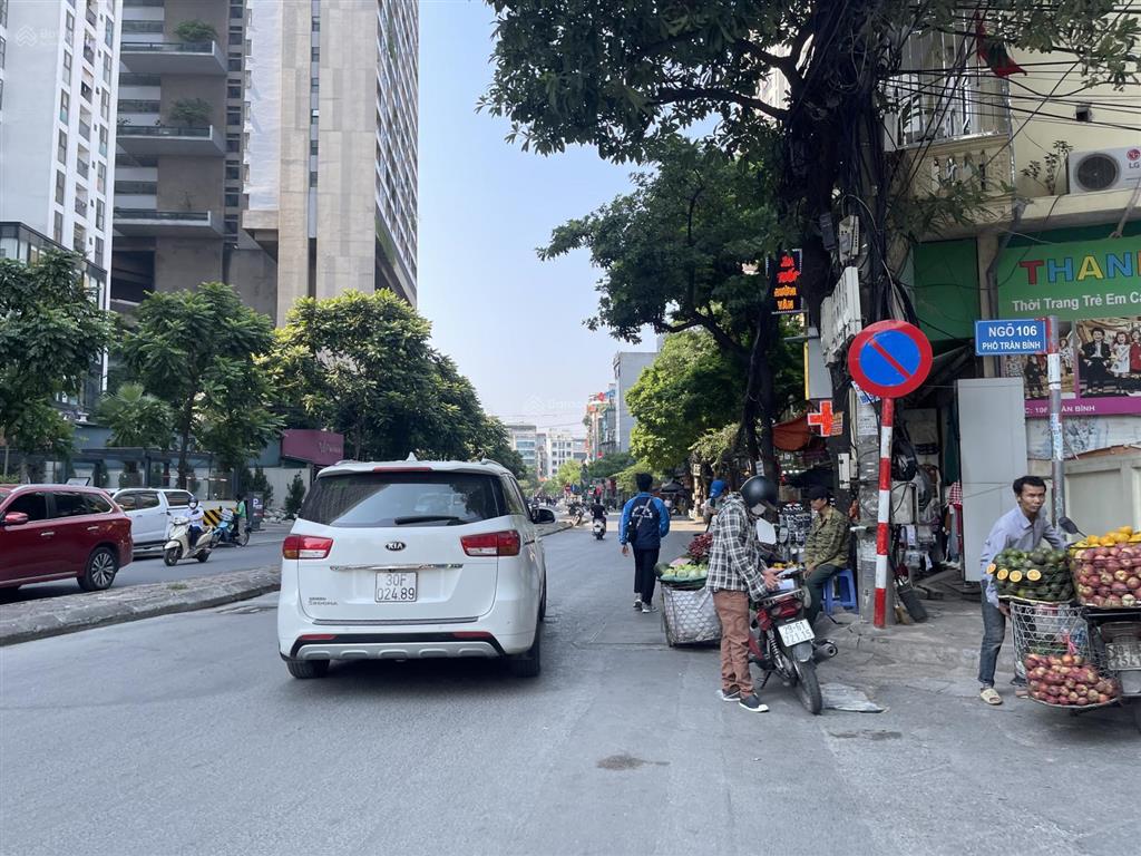 Trần bình sát đại học thương mại nhà dân lô góc ô tô chỉ 11,5 tỷ