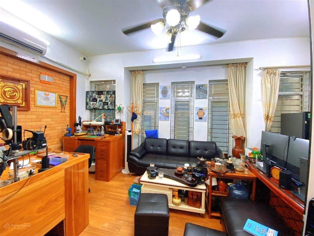 Trần bình sát đại học thương mại nhà dân lô góc ô tô chỉ 11,5 tỷ