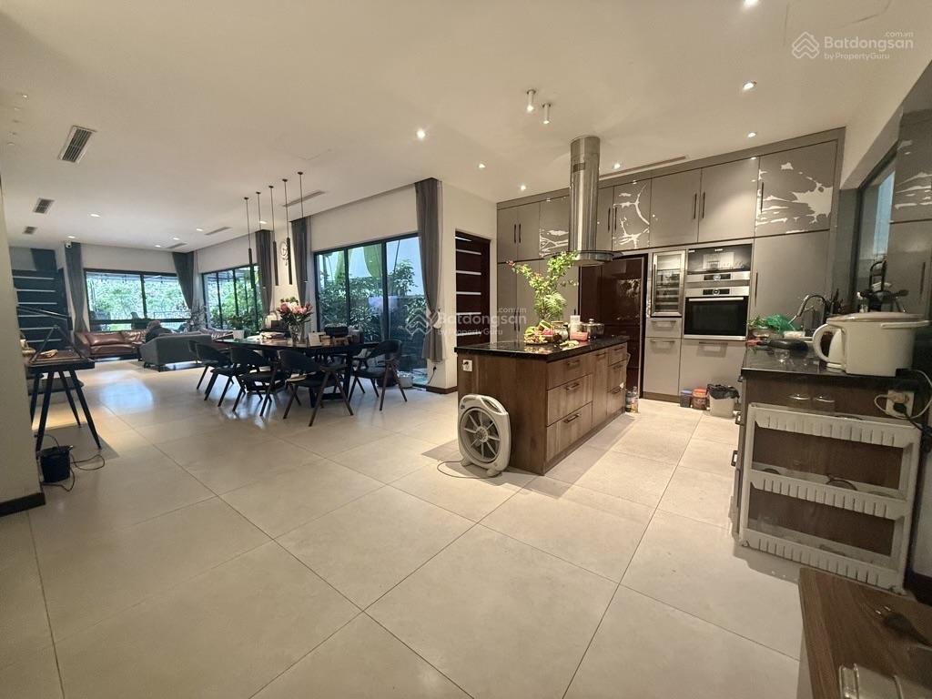 Biệt thự mỹ đình một căn duy nhất 140m mt 10m 3x tỷ