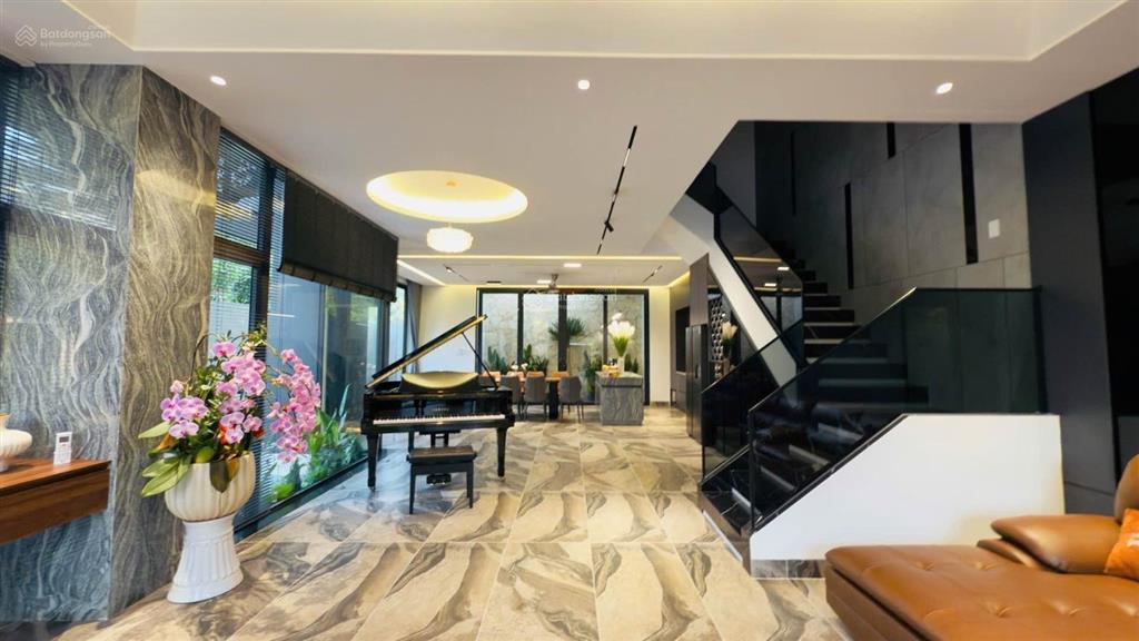 Biệt thự lô góc sang xịn hòa xuân đà nẵng chính chủ