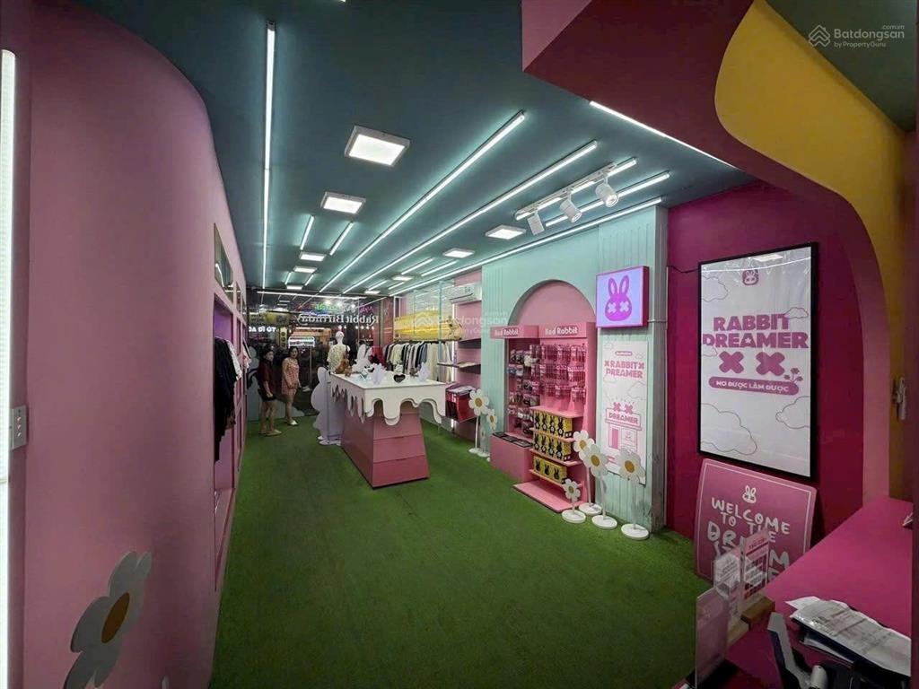 Mặt tiền nguyễn gia trí, bình thạnh nhà đẹp 3 tầng