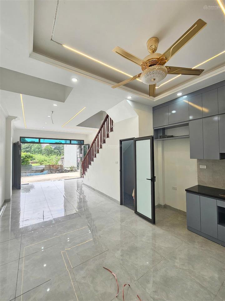 Nhà xây mới đơn lập rẻ nhất khu vực, vị trí đẹp, ngõ rộng, gần đại lộ tl nói chung chẳng chê đc gì