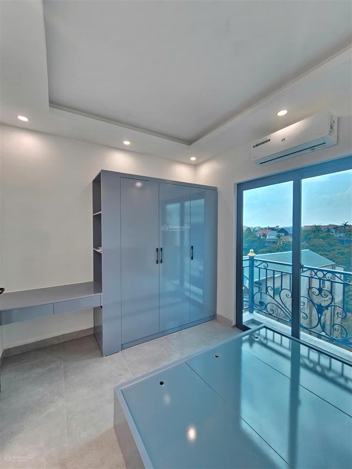 Nhà xây mới đơn lập rẻ nhất khu vực, vị trí đẹp, ngõ rộng, gần đại lộ tl nói chung chẳng chê đc gì