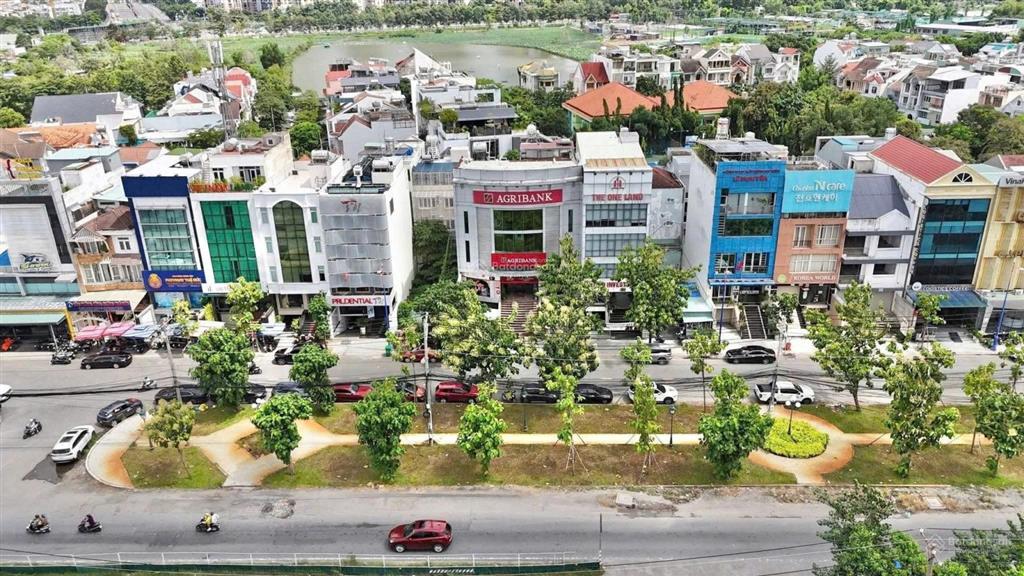 Chủ gửi bán lô đất mặt tiền lương định của  5m x 20m  cn 100m2  xây hầm 4 tầng  giá chỉ 21 tỷ