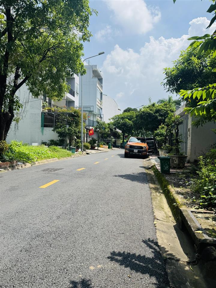 Hiếm ! lô đất rẻ nhất kdc văn minh  ngay đường 51  5,8m x 18m  105m  hầm 4 tầng  giá 21,5 tỷ