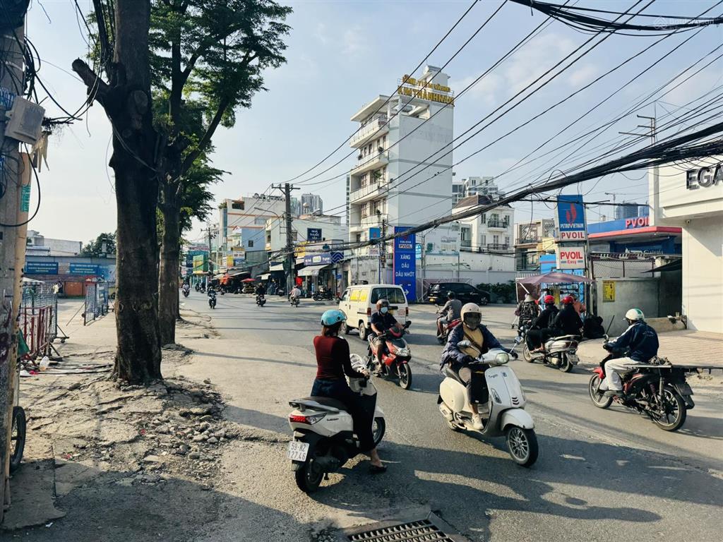 Rẻ nhất !bán nhà mặt tiền nguyễn duy trinh  8,8 x 42m  330m2  xây hầm 7 tầng  giá giảm về 33 tỷ