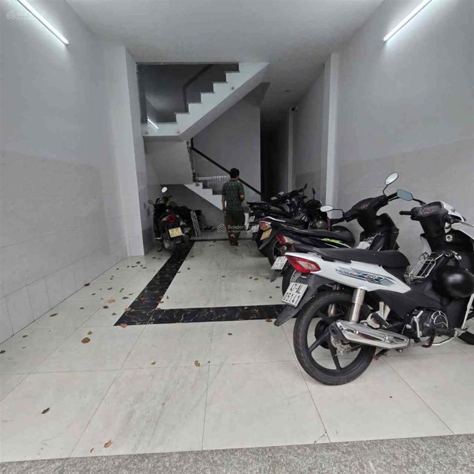 Bán căn hộ dịch vụ q9 đường man thiện