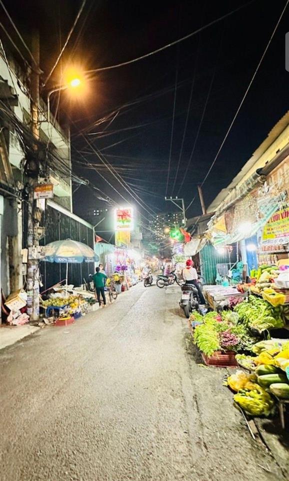 Giảm sốc 3,5 tỷ chỉ còn 7,3 tỷ nhà mặt phố quận 12