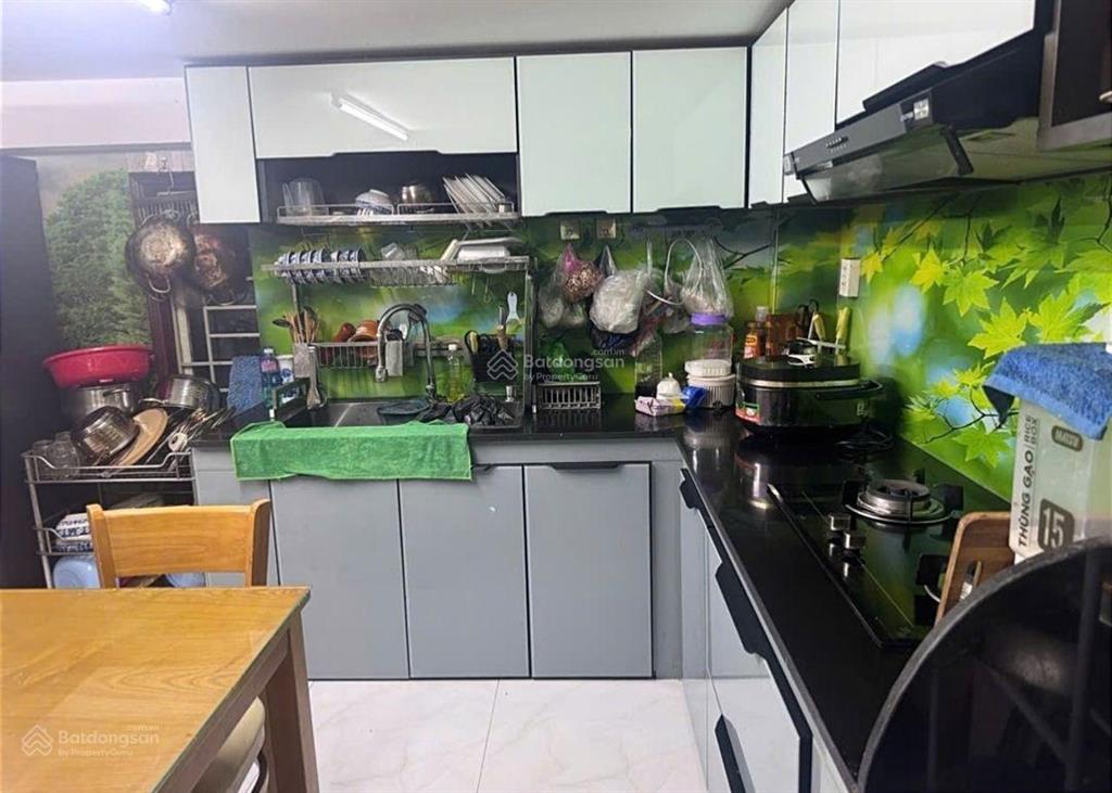 Giảm sốc chỉ 5,7 tỷ nhà 5 tầng sát mt ttn1, hxh quay đầu