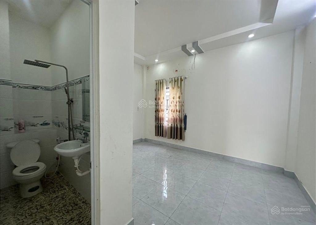 Hẻm xe hơi nhà đẹp 5pn chỉ 5 tỷ 590, giá quá tốt!