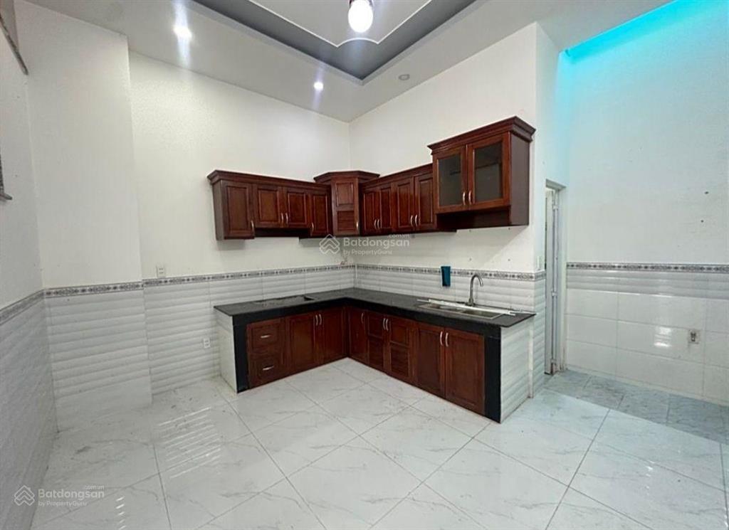 Hẻm xe hơi nhà đẹp 5pn chỉ 5 tỷ 590, giá quá tốt!