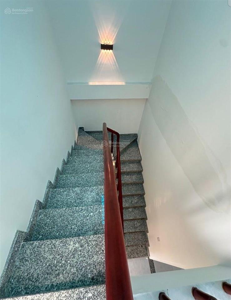 Hẻm xe hơi nhà đẹp 5pn chỉ 5 tỷ 590, giá quá tốt!