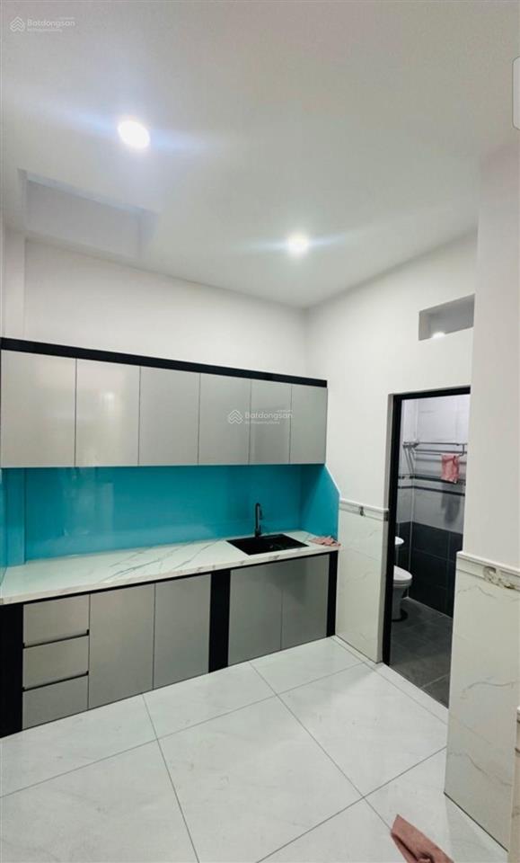 Nhà hẻm ô tô chỉ 4,05 tỷ gần chợ thiếc, lê văn khương, q.12
