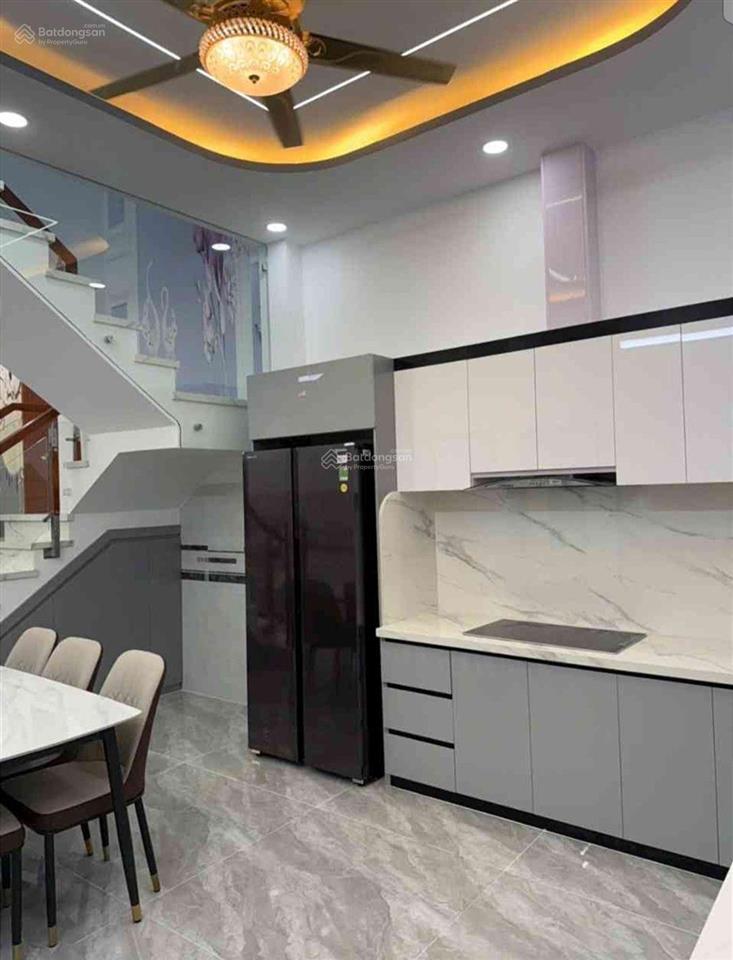 Hiếm có khó tìm nhà 2 tầng hóc môn ngang 8m, full nội thất, chỉ 5.** tỷ!