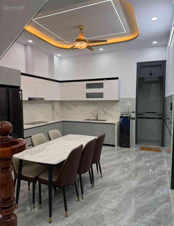 Hiếm có khó tìm nhà 2 tầng hóc môn ngang 8m, full nội thất, chỉ 5.** tỷ!