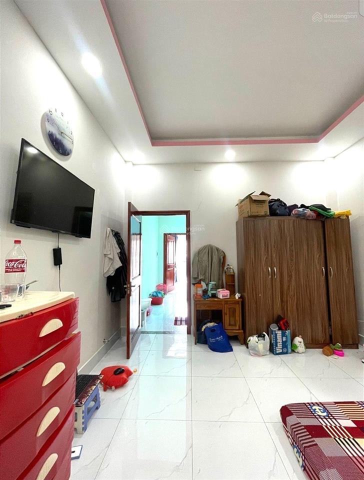 Nhà mới đẹp  ô tô ngủ trong nhà  chỉ 5,4 tỷ