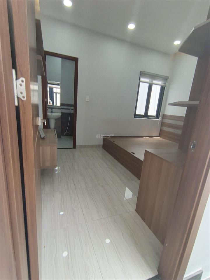 Hot quận 12 nhà 3 tầng mới, hẻm 12m có vỉa hè, sát gò vấp chỉ 5,5 tỷ!