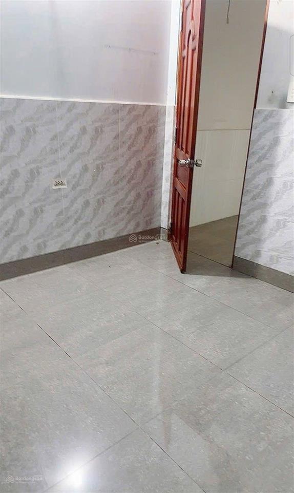 Cần tìm chủ nhân mới nhà nguyễn thị kiểu  xe tải thông  shr  chỉ 4,32 đồng
