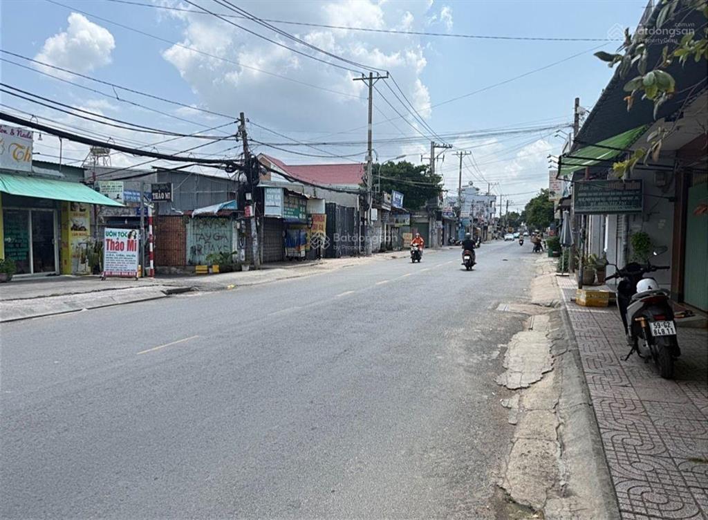 Cần tìm chủ nhân mới nhà nguyễn thị kiểu  xe tải thông  shr  chỉ 4,32 đồng