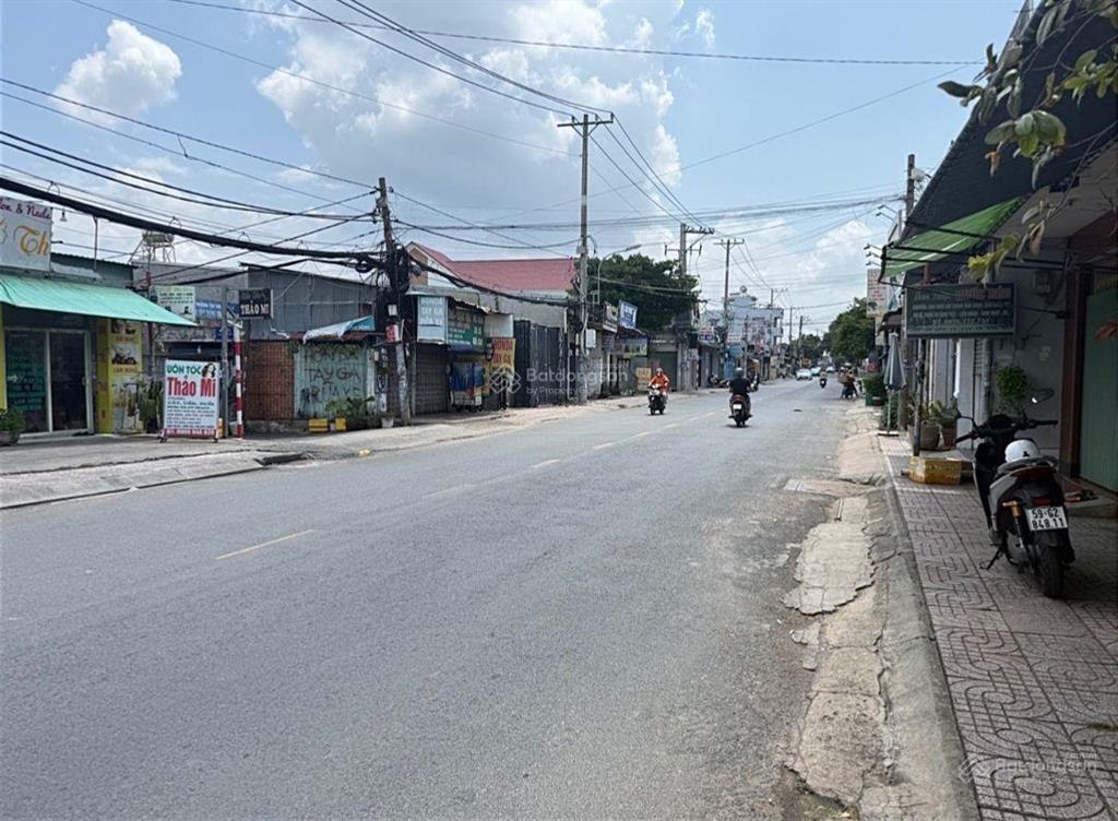 Nhà thới tam thôn  182m2(5*26)  ngỏ xe tải thông  shr  chỉ 4,86 tỷ đồng