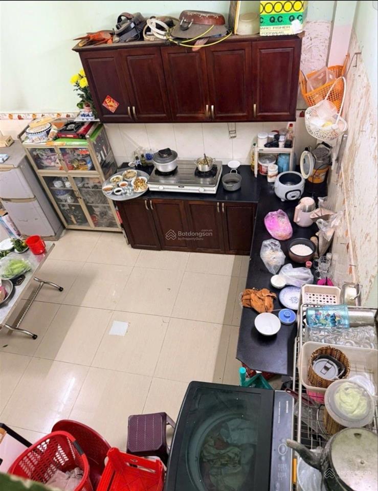Nhà đẹp 3 tầng đặng thúc vịnh  xe hơi đậu cửa  shr  chỉ 3,45 tỷ