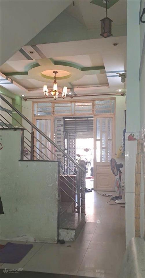 Nhà đẹp 3 tầng đặng thúc vịnh  xe hơi đậu cửa  shr  chỉ 3,45 tỷ