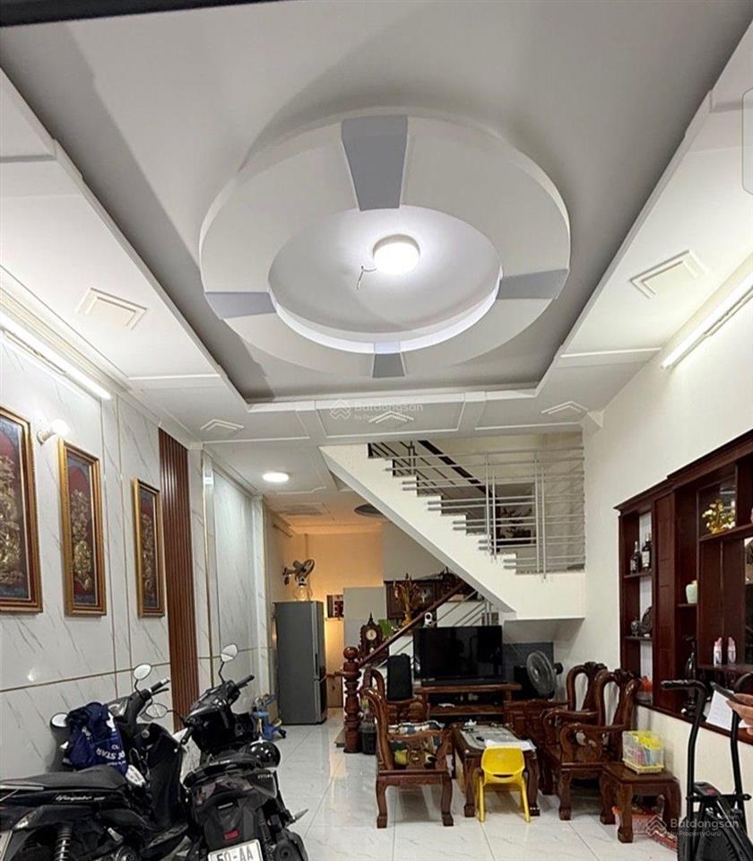 Nhà mới đẹp  3 tầng  dọn vào ở ngay  ô tô đậu cửa  shr  nhỉnh 5 tỷ