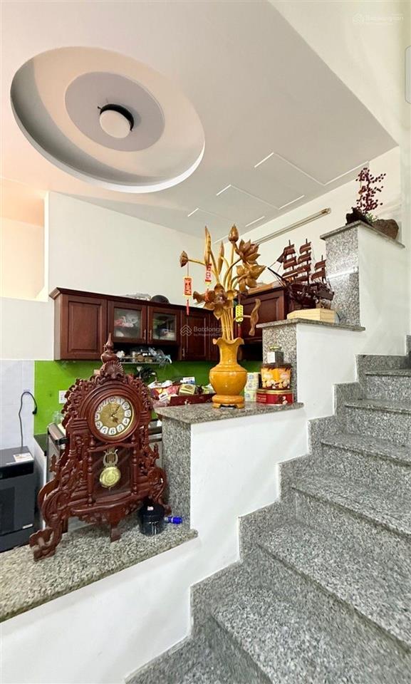 Nhà mới đẹp  3 tầng  dọn vào ở ngay  ô tô đậu cửa  shr  nhỉnh 5 tỷ