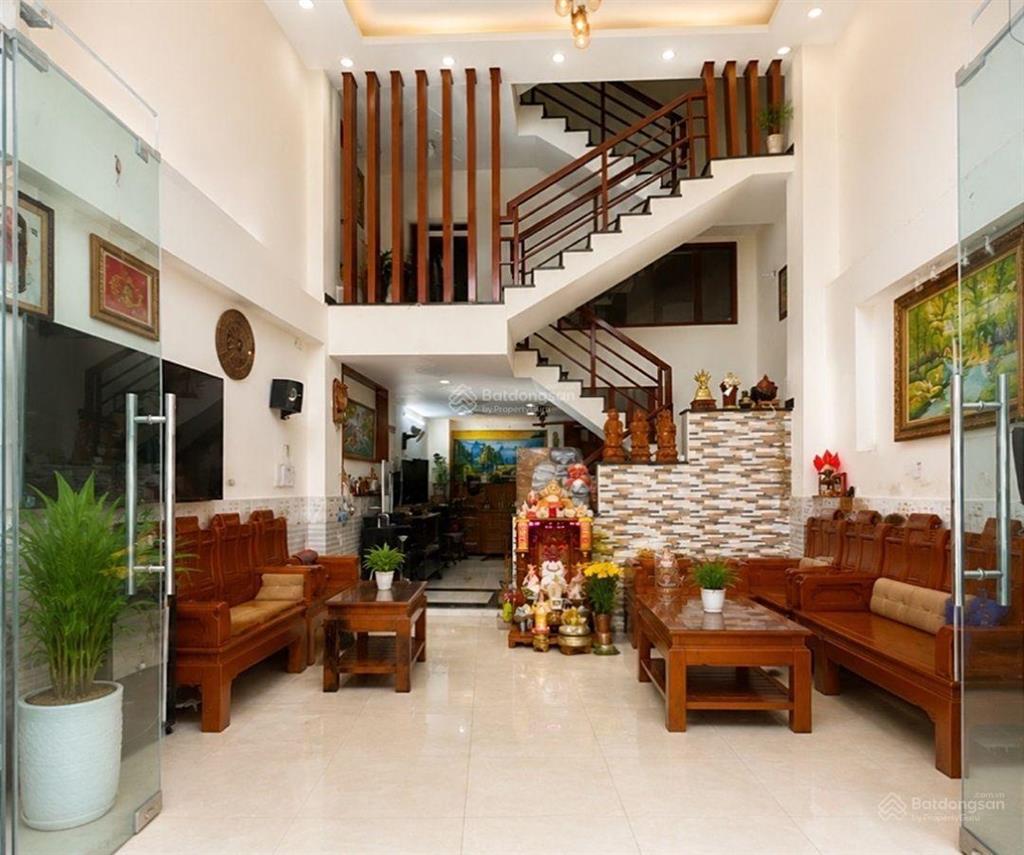 Nhà mới đẹp  5 tầng  dọn vào ở ngay  ô tô đậu cửa  shr  nhỉnh có 5 đồng  trục dương thị mười