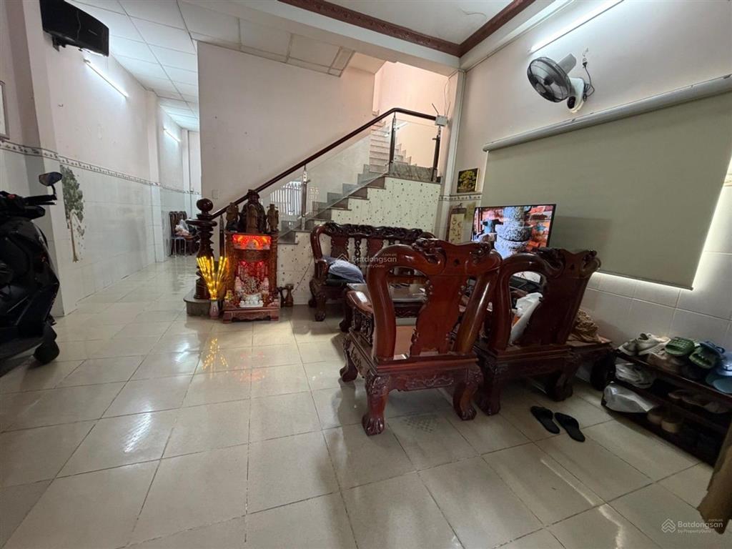 Nhà đẹp ở ngay sát. mặt tiền trần văn mười90m22 tầng  xe tải thôngchỉ 3,62 tỷ tl