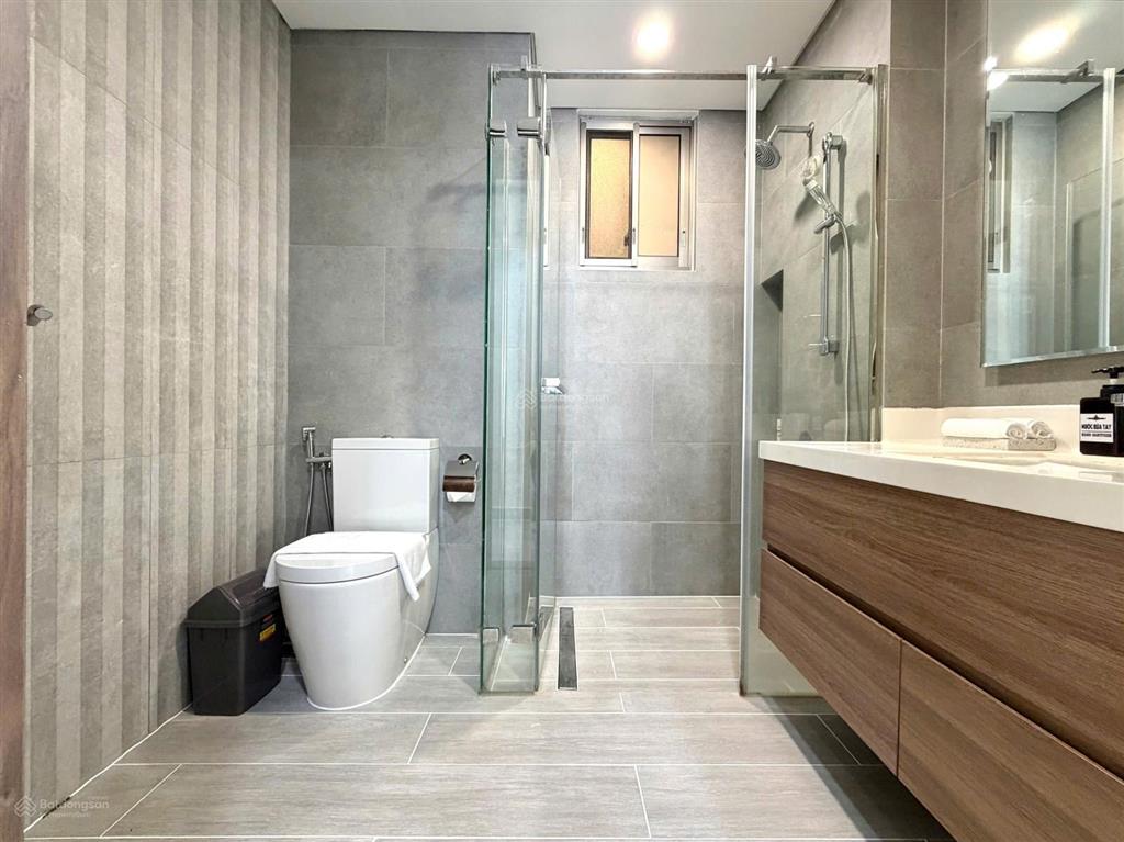 Cần bán gấp ch khu đô thị phú mỹ hưng  15 tỷ