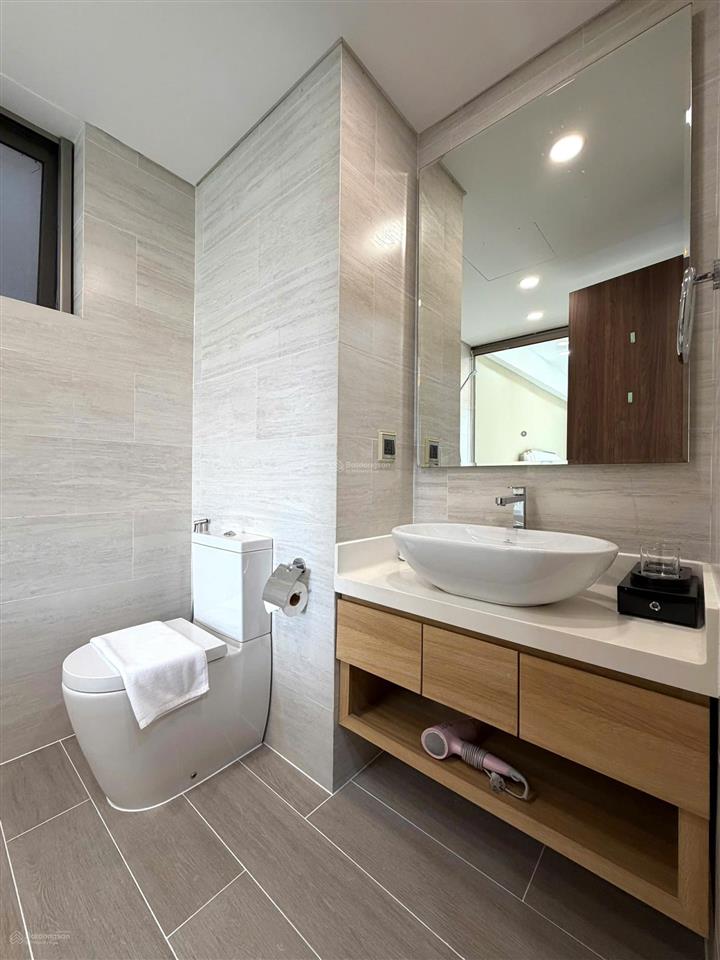 Cần bán gấp ch khu đô thị phú mỹ hưng  15 tỷ