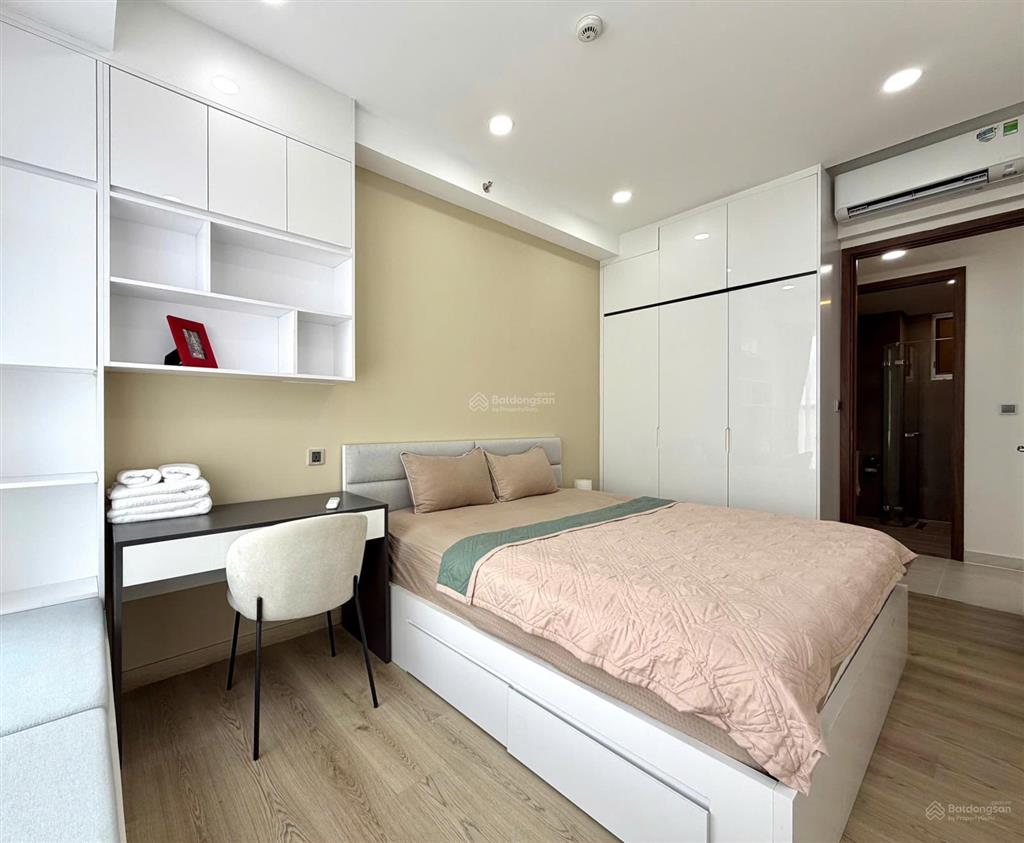 Cần bán gấp ch khu đô thị phú mỹ hưng  15 tỷ
