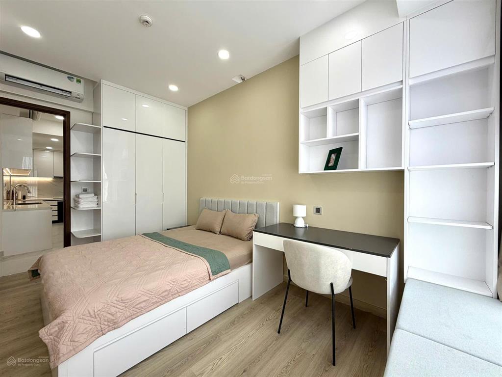 Cần bán gấp ch khu đô thị phú mỹ hưng  15 tỷ
