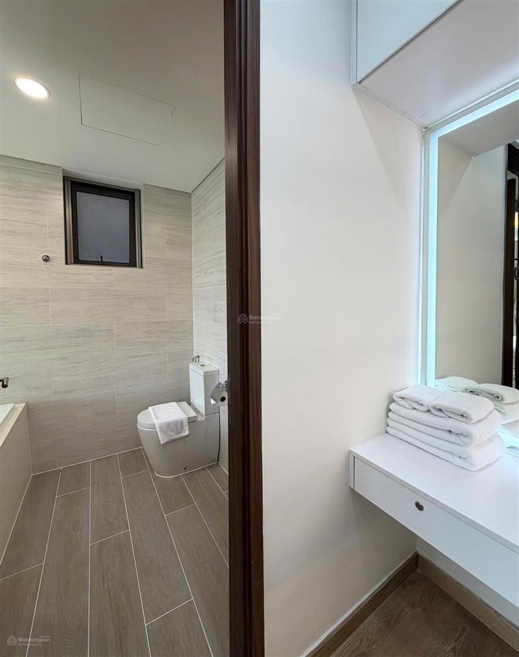 Cần bán gấp ch khu đô thị phú mỹ hưng  15 tỷ