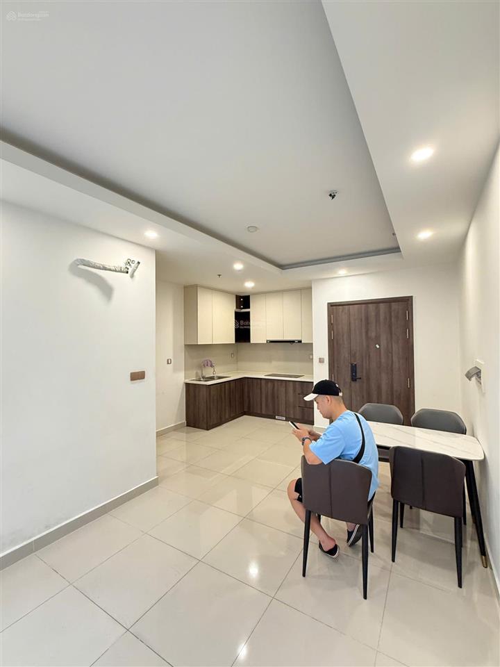 Cho thuê căn góc q7 boulevard 75m2 3pn, ban công hướng bắc  nhận nhà ngay