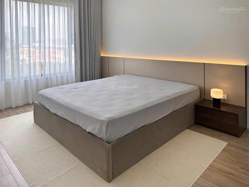 Cho thuê căn góc the infinity 121m2  3pn, full nội thất mới 100%  giá 36 triệu, căn giá tốt!