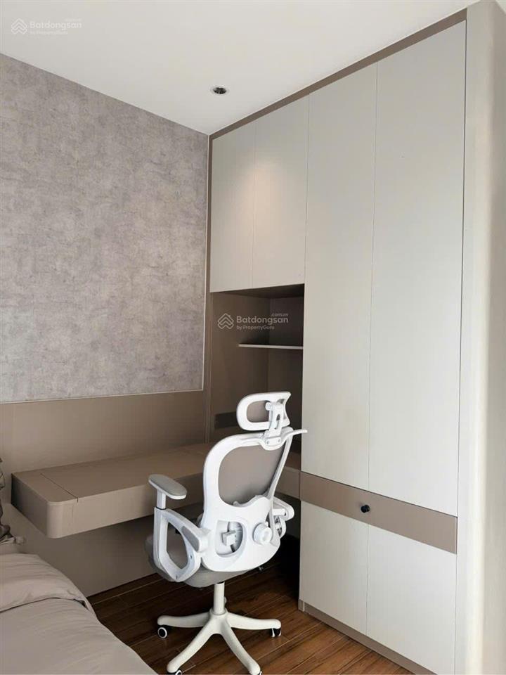 Cho thuê the infiniti riviera point 2pn 91m2  view sông cực đẹp, full nội thất
