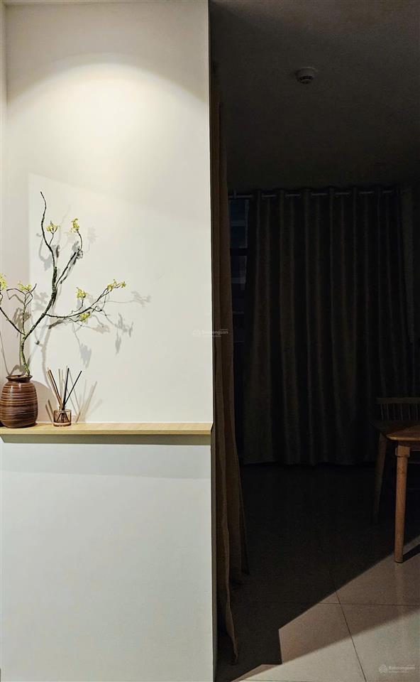 Cho thuê officetel q7 boulevard 35m2  full nội thất, ban công hướng nam  9 triệu/tháng