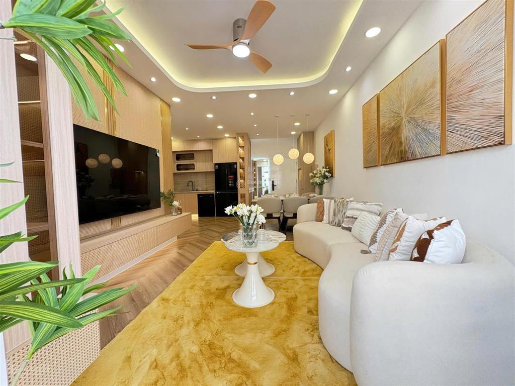Cho thuê sky garden phú mỹ hưng  3pn 100m2 căn góc, nhà mới  khu phố hàn quốc tế