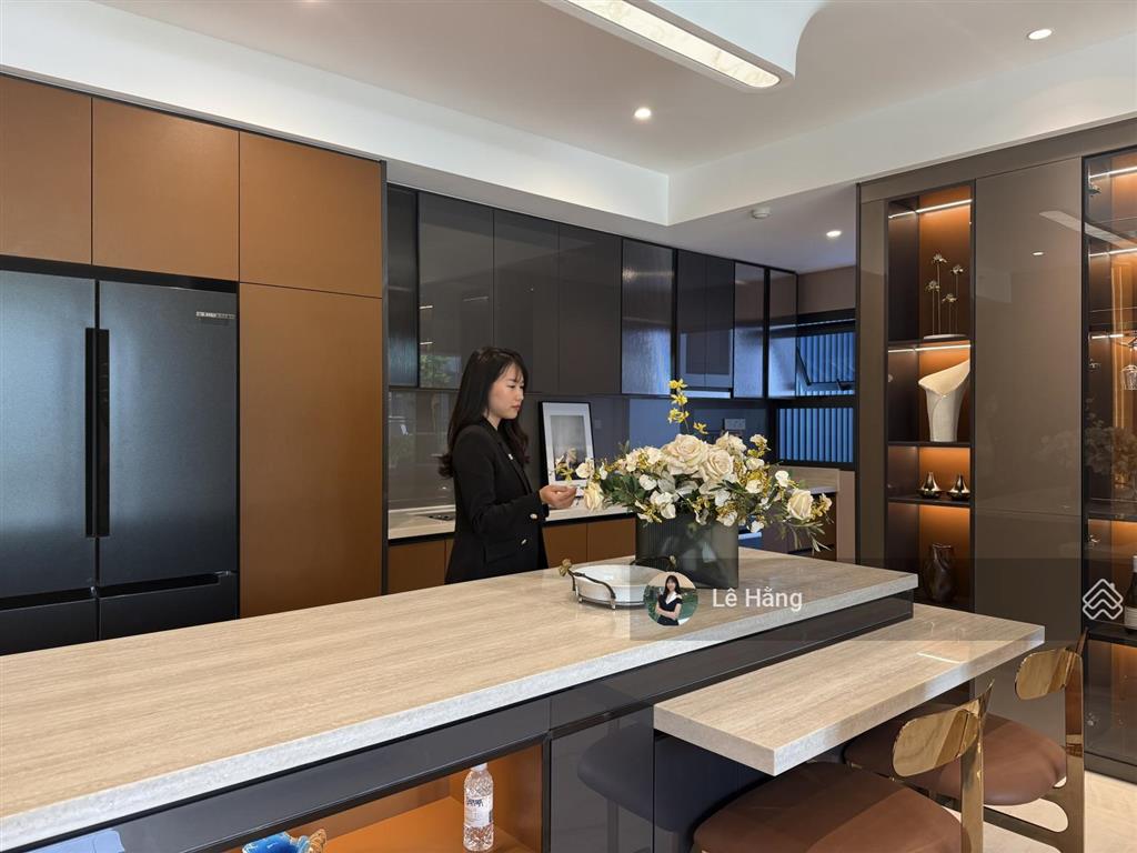 Bán 4pn gladia heights nhà thô 144m2 tháp b3
