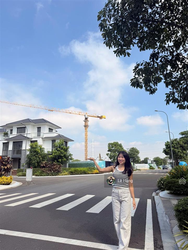 Bán căn hộ 2pn gladia heights 71m2 bàn giao tiêu chuẩn