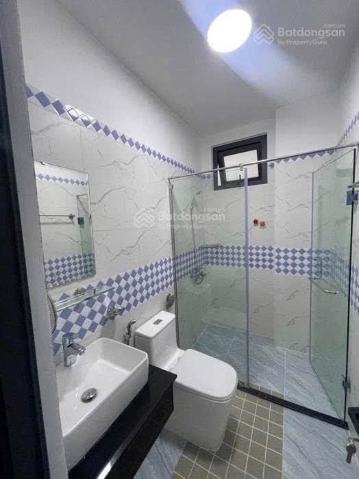 Phan đăng lưu + trần kế xương  50m2  hxh  3 tầng btct  không quy hoạch  nhỉnh 5 tỷ