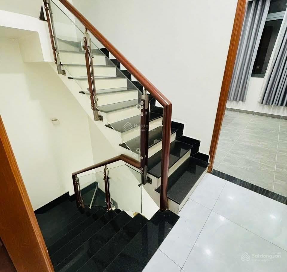 Nguyễn văn đậu  hẻm xe hơi  45m2(4x12)  4 tầng btct  hơn 6 tỷ