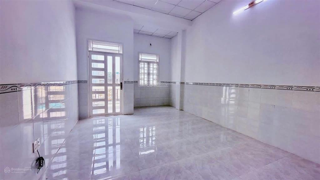Bùi đình tuý  hxh 1 trục, sát mặt tiền  50m2 (4x12)  chỉ hơn 6 tỷ