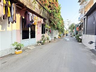 Mặt tiền đường 41 bình trưng giá chỉ 6.8 tỷ kinh doanh ở ngay ô tô vào nhà