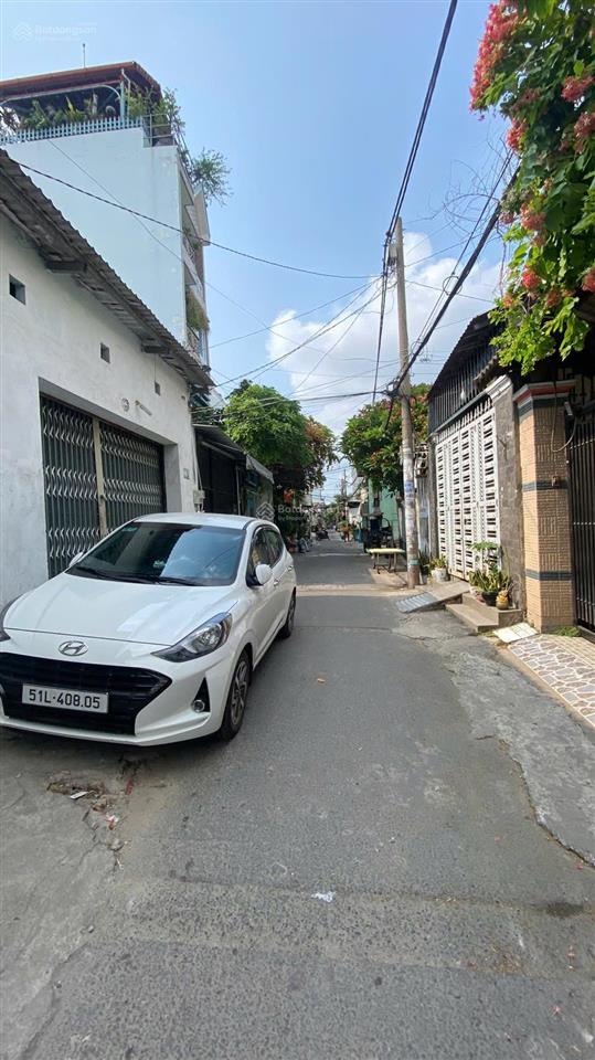 Nhà 1/ hương lộ 2 bình tân ngang lớn 6.2x17m hxh 7m shr giá chỉ 8 tỷ 99