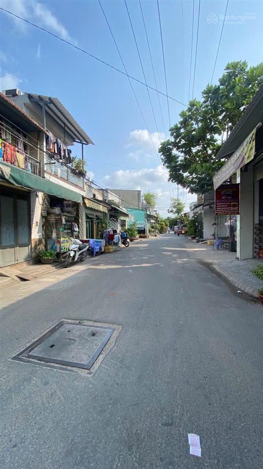 Mặt tiền kinh doanh ngay ngã tư bốn xã bình tân ngang lớn 10x16m đường 12m thông 4tầng 14pn shr