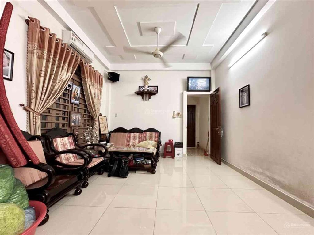 Mặt tiền kinh doanh hẻm 413 lê văn quới 4x13m 4 tầng đường nhựa 10m thông dòng tiền hơn 30tr/tháng